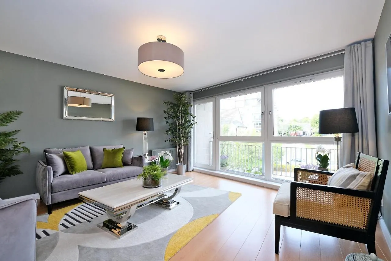 Контакты Bright And Spacious Home With A Balcony And City Views